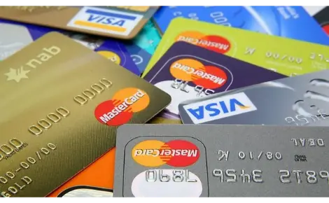 برای انتخاب بهترین کردیت کارت در کانادا به این مواد توجه کنید