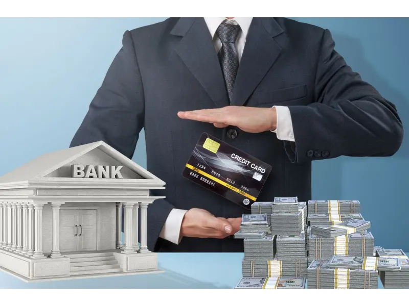 ریسکها و نکات امنیتی استفاده از حوال سوئیفت در کانادا