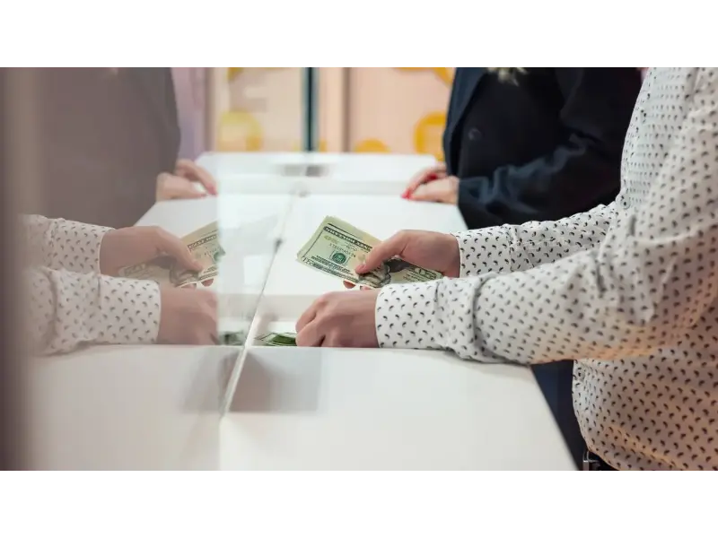 دریاافت پول با چک | نقل و انتقال پول با چک در کانادا