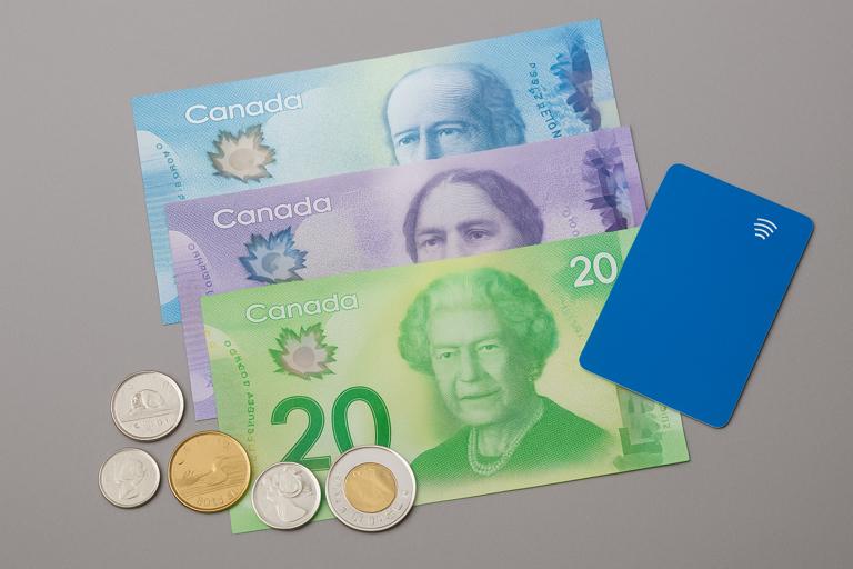 معرفی انواع دلار کانادا
