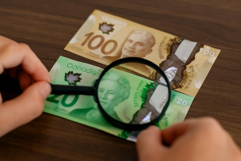 روشهای تشخیص دلار تقلبی کانادا